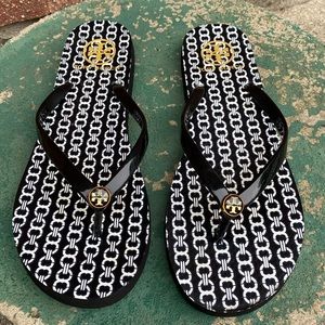 Tory Burch Flip flops